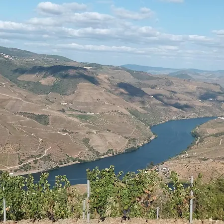 Bed & Breakfast Panorama Douro House Armamar